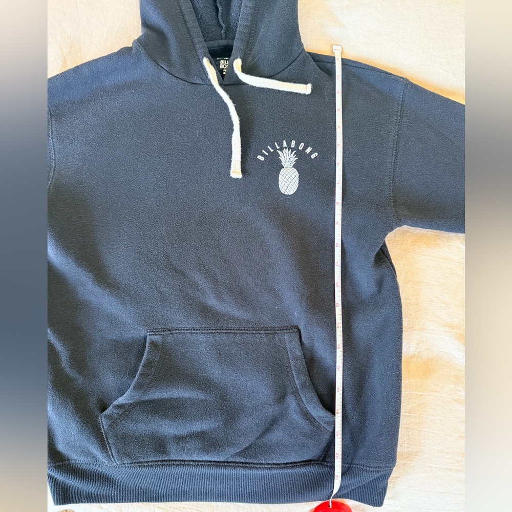 Billabong pullover sweatshirt XS gently used